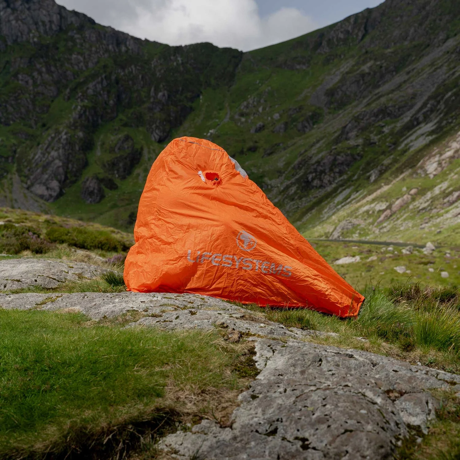 Lifesystems Survival Shelter - Image 2